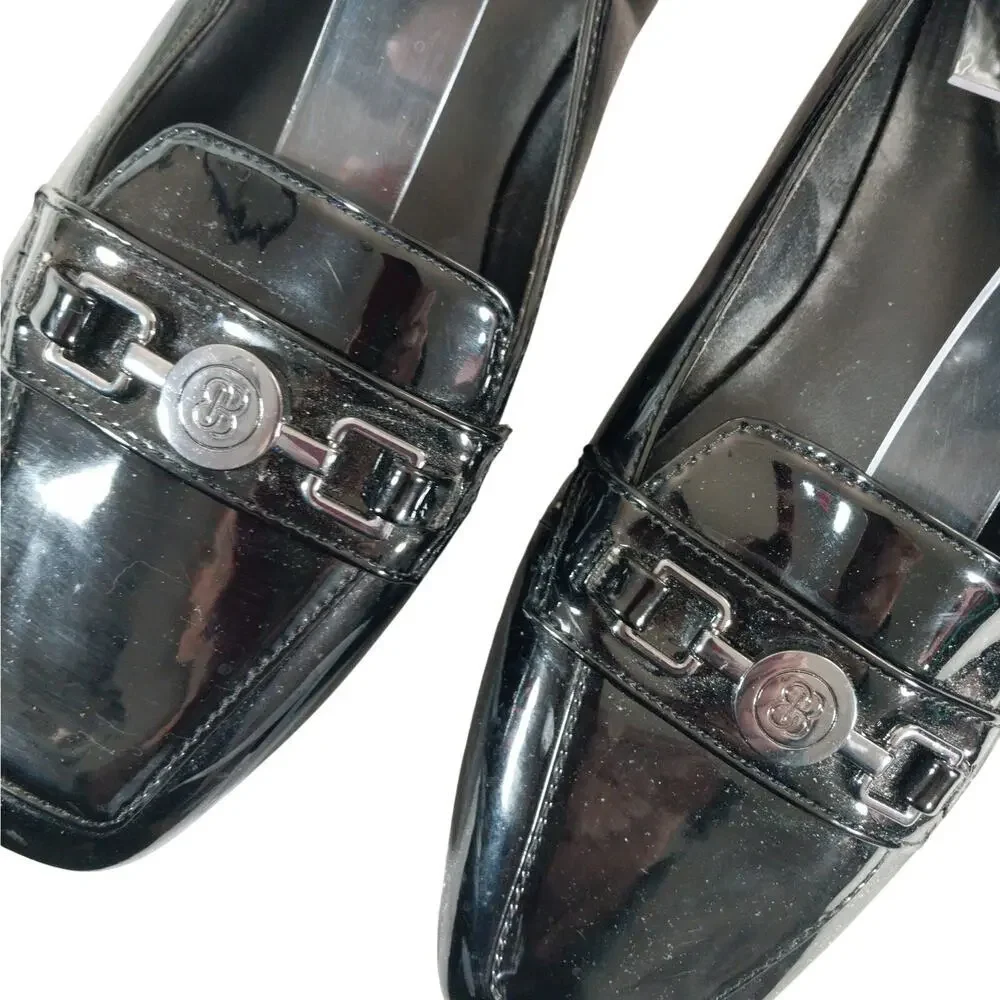 BANDOLINO! FLORA BLACK PATENT LEATHER FRONT METAL HARNESS NIPPED TOE FLATS!SZ 8M